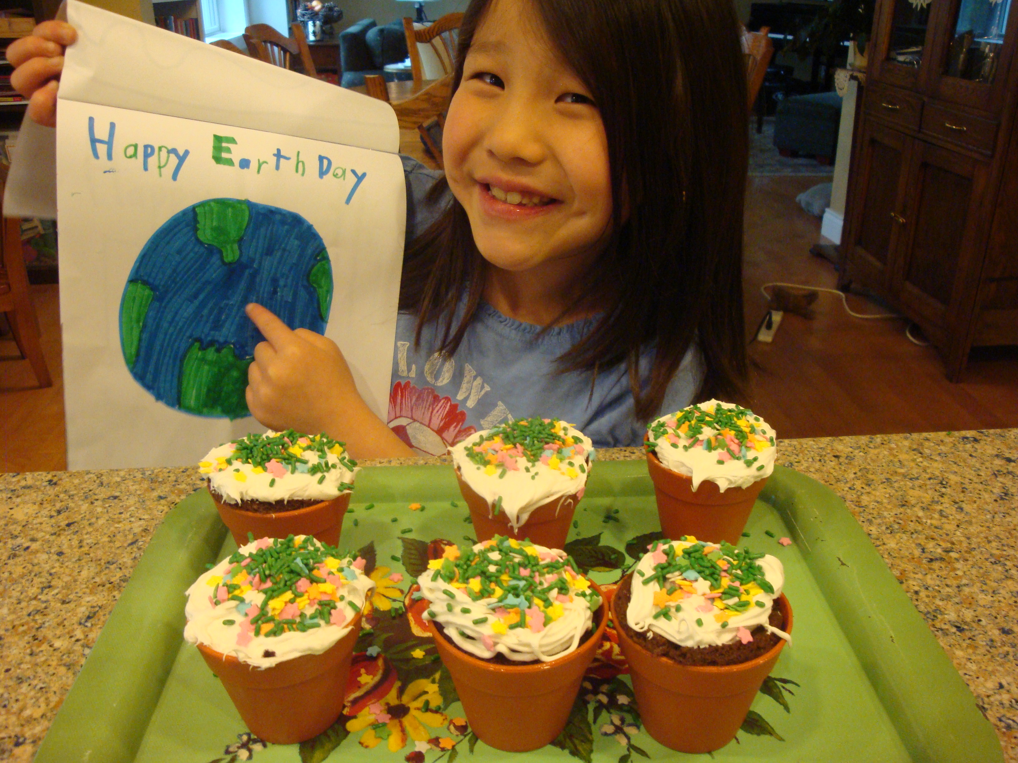 Happy Earth Day / Flower Pot Cupcakes